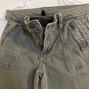 Gap green utility legging